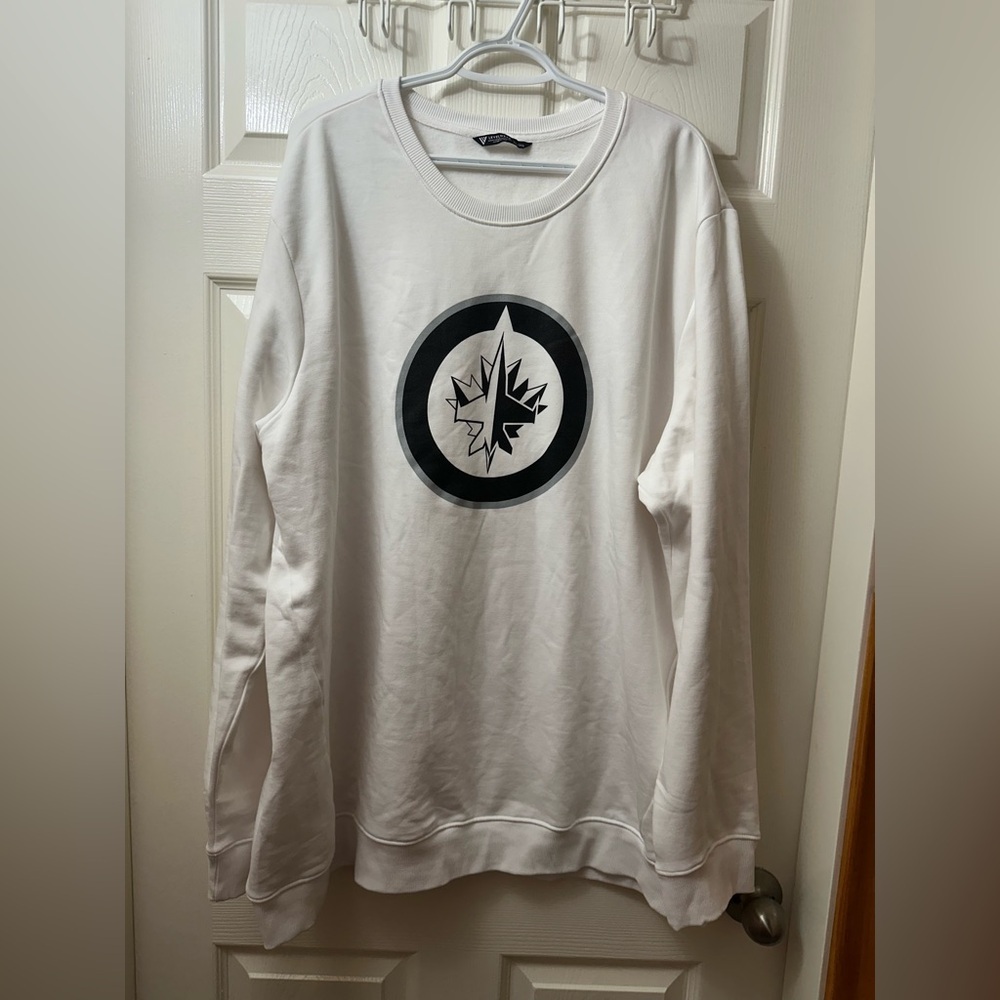 Winnipeg Jets! 3XL White Crewneck Sweater